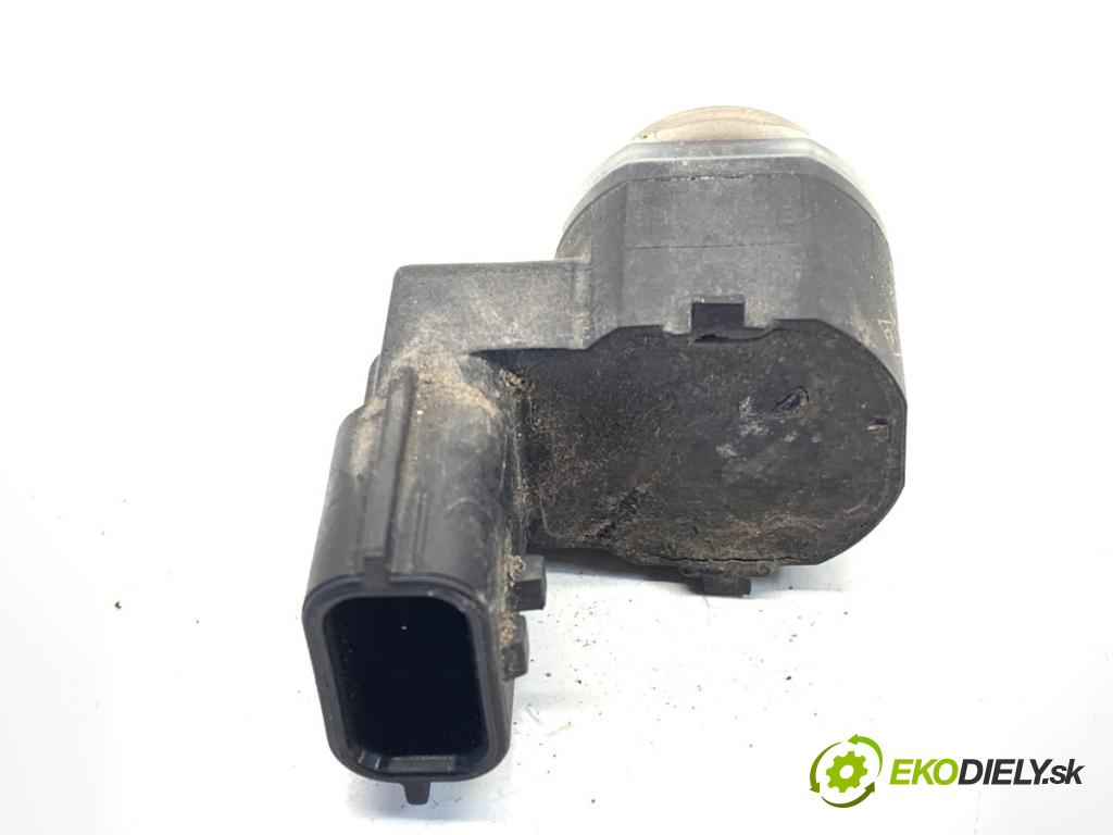 NISSAN QASHQAI J11 SUV 2019 103 kW 1.3 DIG-T 1332 snímač PDC 284384EA0A