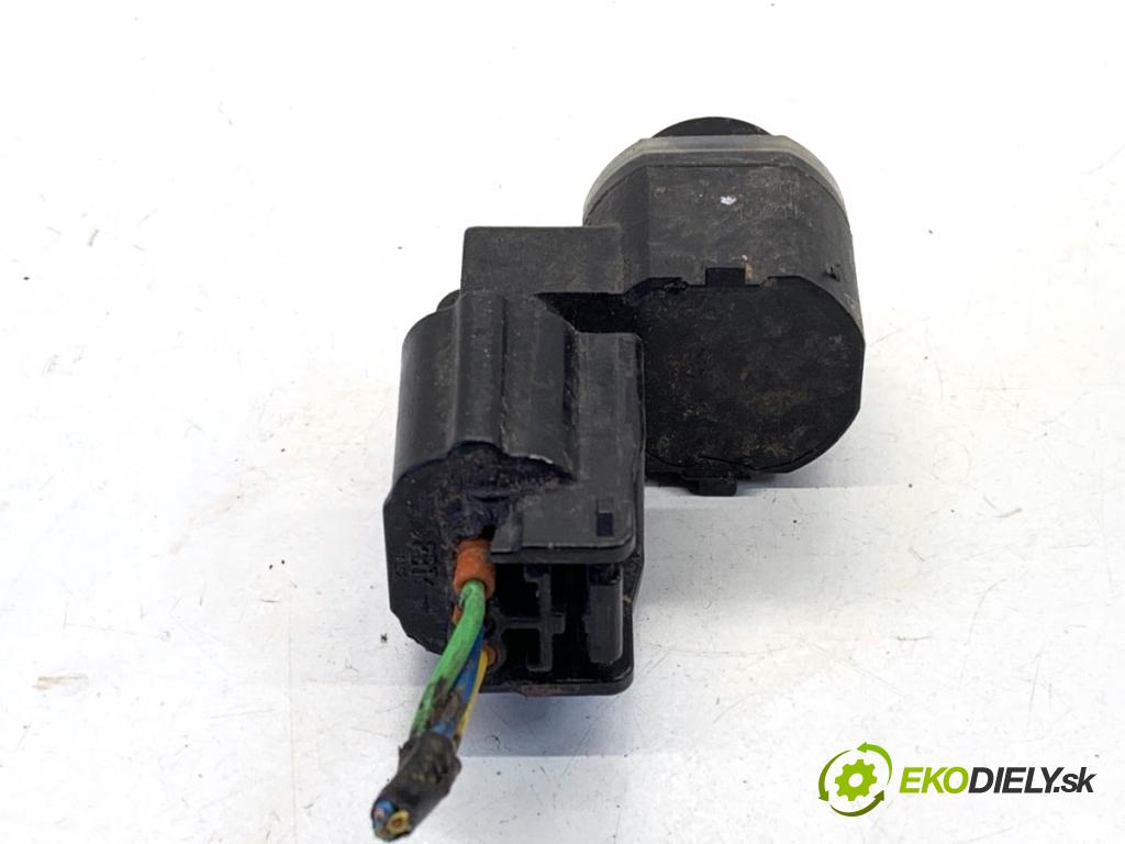 NISSAN QASHQAI J11 SUV 2019 103 kW 1.3 DIG-T 1332 snímač PDC 284384EA0A