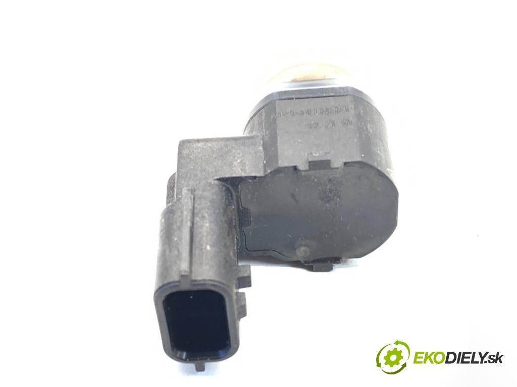 NISSAN QASHQAI J11 SUV 2019 103 kW 1.3 DIG-T 1332 snímač PDC 284384EA0A