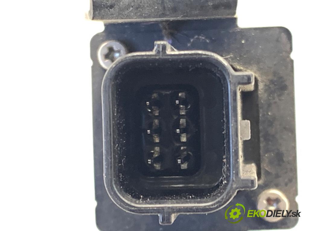 NISSAN QASHQAI J11 SUV 2019 103 kW 1.3 DIG-T 1332 KAMERA přední část 284F1HV01B