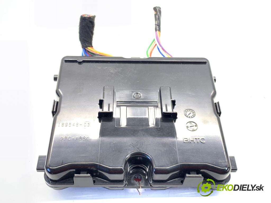 NISSAN QASHQAI J11 SUV 2019 103 kW 1.3 DIG-T 1332 modul klimatizace 27760HV70B (Klika dveří ostatní)