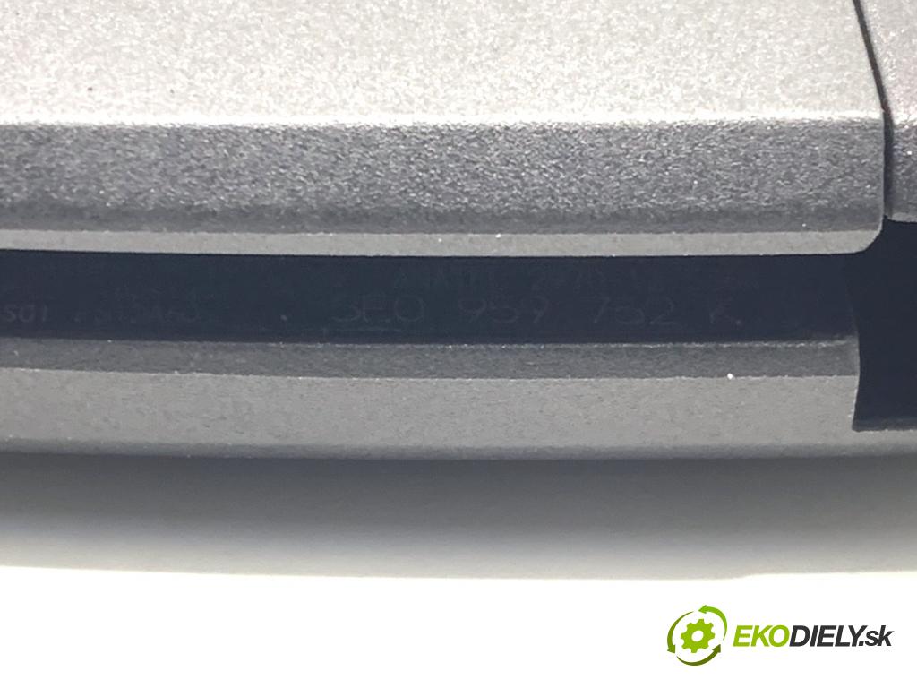 SKODA RAPID liftback 2018 70 kW 1.0 TSI 999 klíč DÁLKOVÝ: 5E0959752K