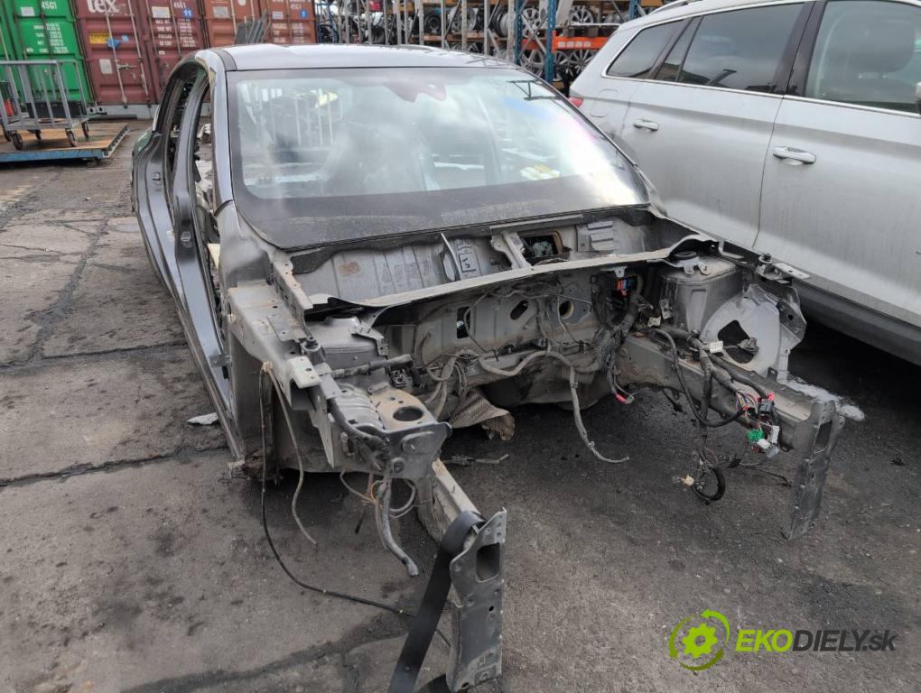 RENAULT ARKANA I SUV 2021 69 kW 1.5 E-TECH 145 1598 karoséria ČTVRŤÁK: Blatník prah strecha PODŁUŻNICA 