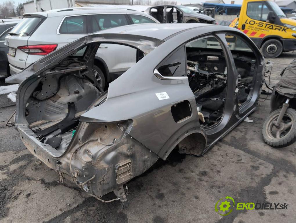 RENAULT ARKANA I SUV 2021 69 kW 1.5 E-TECH 145 1598 karoséria ČTVRŤÁK: Blatník prah strecha PODŁUŻNICA