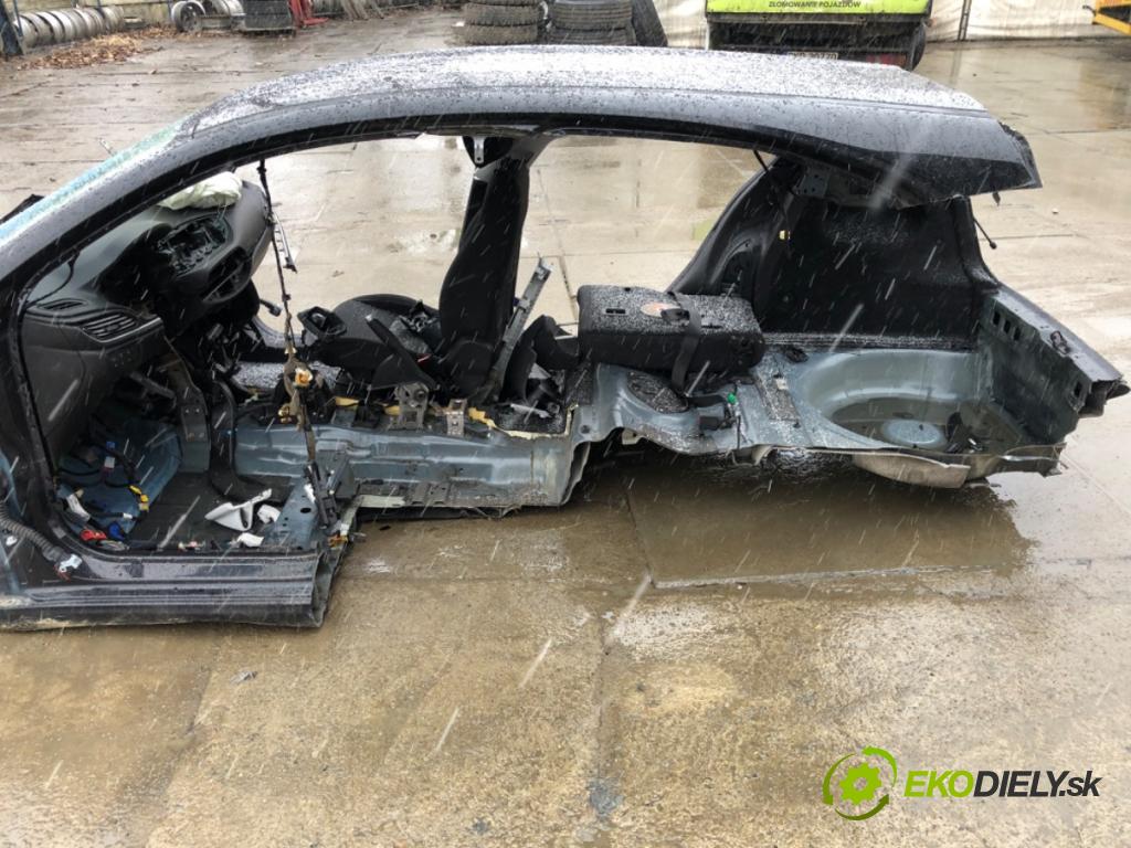 FIAT TIPO liftback 2017 88 kW 1.6 D (356HXG1B, 356HXG11) 1598 karoséria ČTVRŤÁK: Blatník prah strecha PODŁUŻNICA