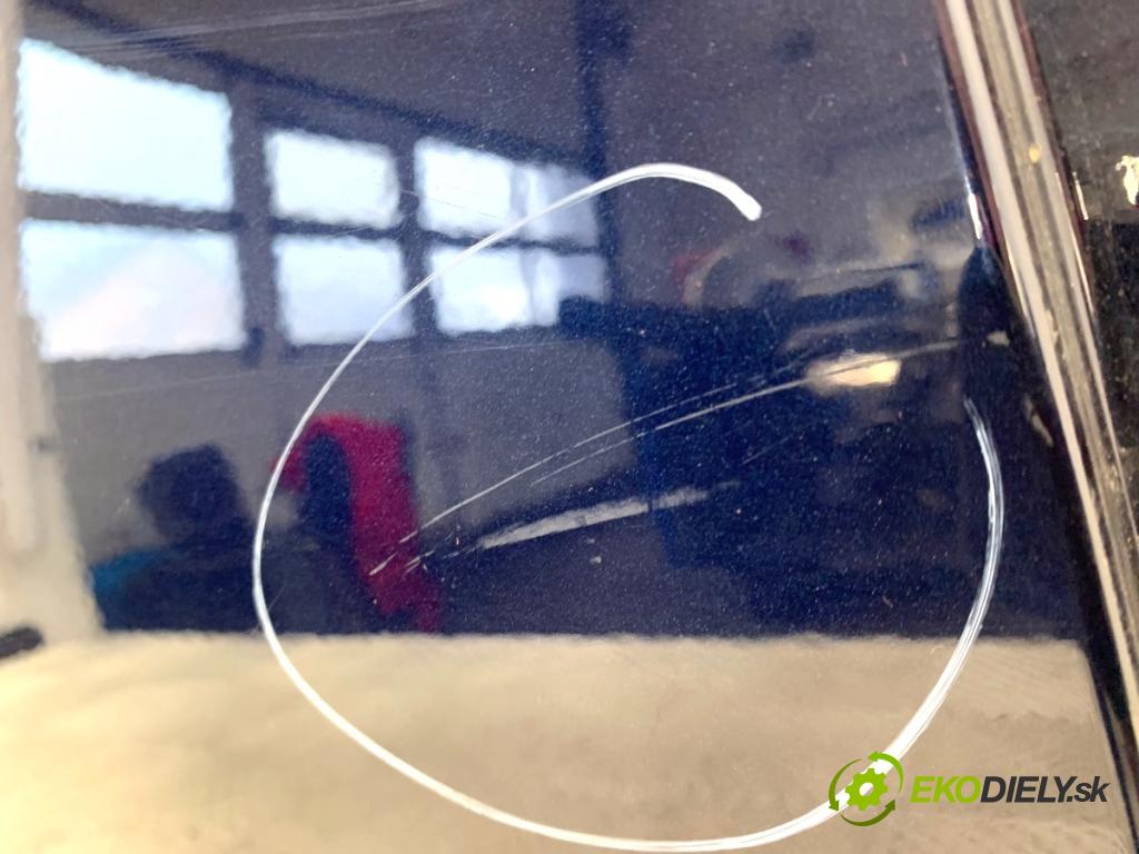 MERCEDES-BENZ W218 Kombi 2016 190 kW CLS 350 d 4-matic (218.994) 2987 dveře pravý zadní část 890 890