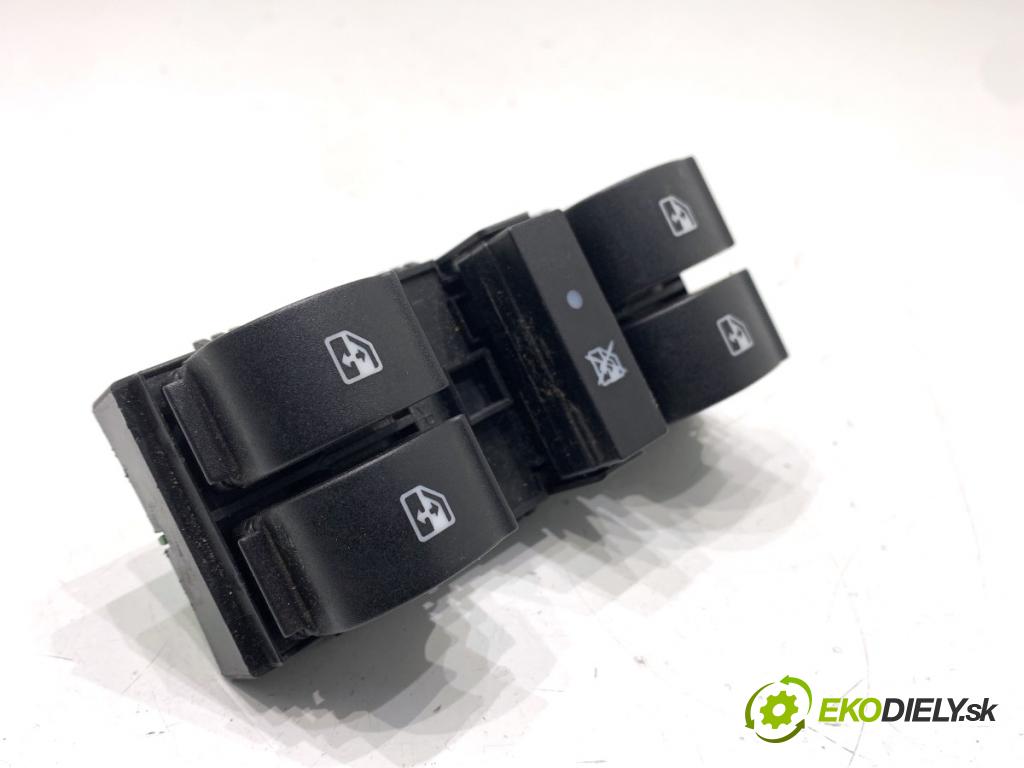 FIAT TIPO liftback 2017 88 kW 1.6 D (356HXG1B, 356HXG11) 1598 Prepínač okien  (Prepínacie páčky pod volantom)