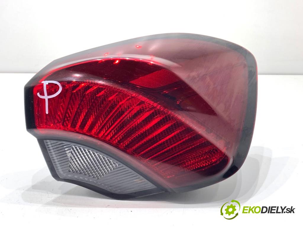 FIAT TIPO liftback 2017 88 kW 1.6 D (356HXG1B, 356HXG11) 1598 Svetlo pravy zad 