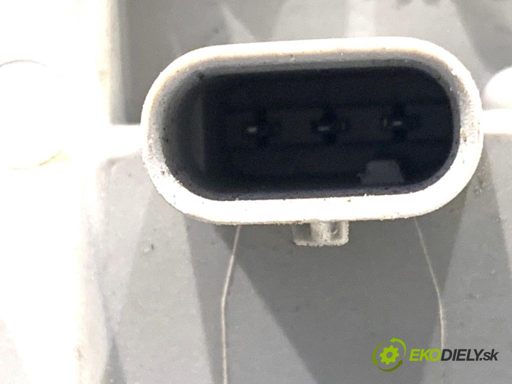 FIAT TIPO liftback 2017 88 kW 1.6 D (356HXG1B, 356HXG11) 1598 Svetlo ľavy zad