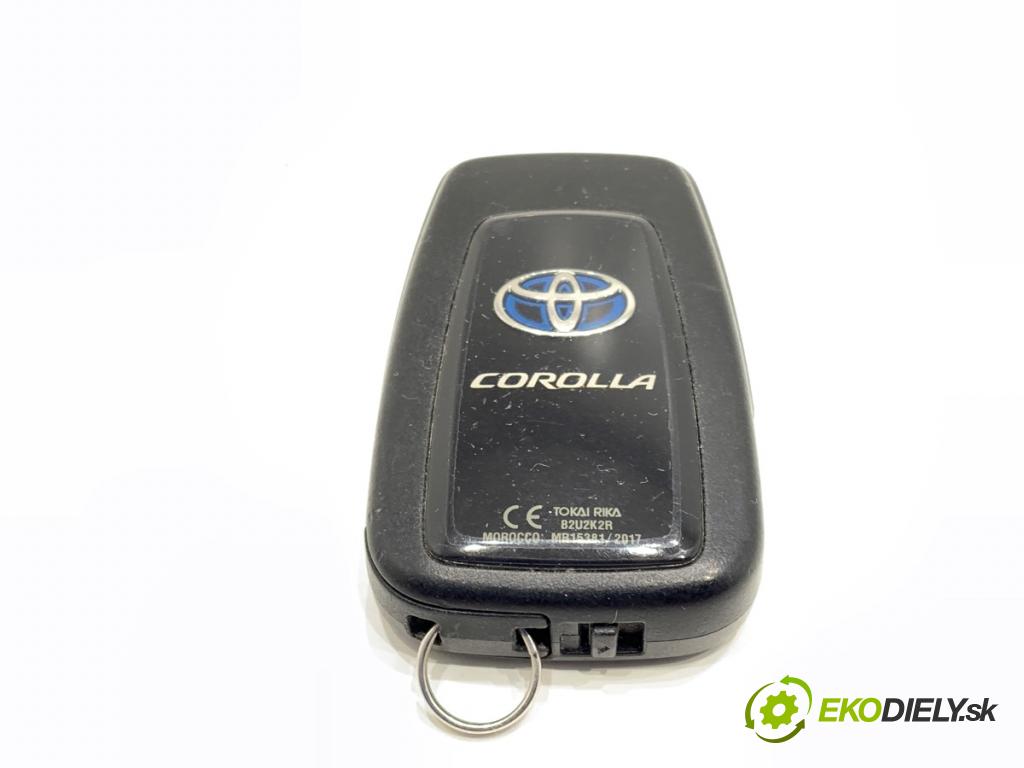 TOYOTA COROLLA E21 sedan 2019 72 kW 1.8 VVTi Hybrid (ZWE211, MZEA12) 1798 klíč DÁLKOVÝ: 