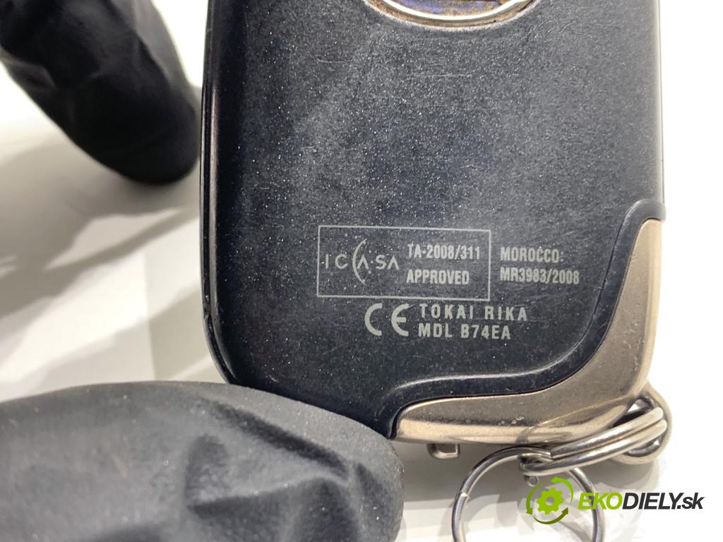 LEXUS CT liftback 2011 73 kW 200h (ZWA10_) 1798 klíč DÁLKOVÝ: