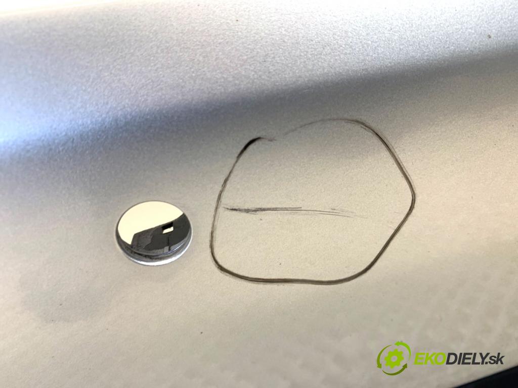 KIA CEED liftback 2020 85 kW 1.6 CRDi 115 1598 Nárazník zad  (Kľučka dverí ostatné)