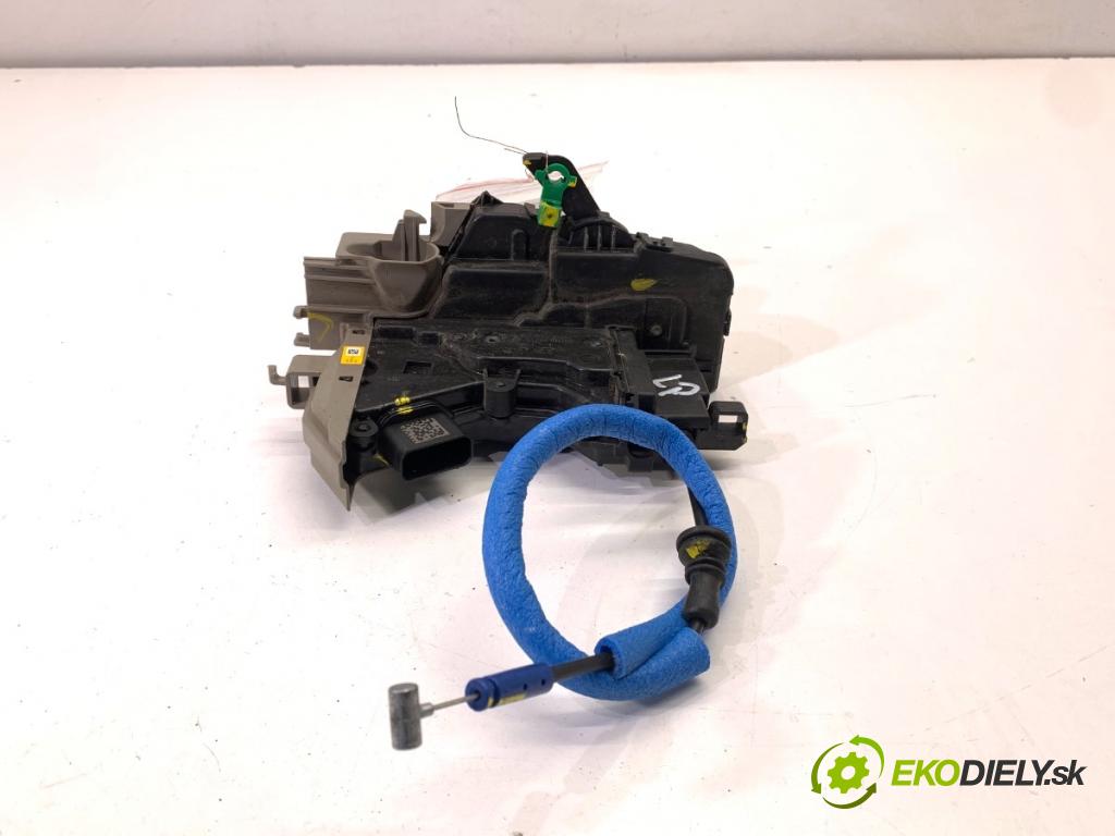 KIA CEED liftback 2020 85 kW 1.6 CRDi 115 1598 zámok dveře levý přední část 81310-J7010