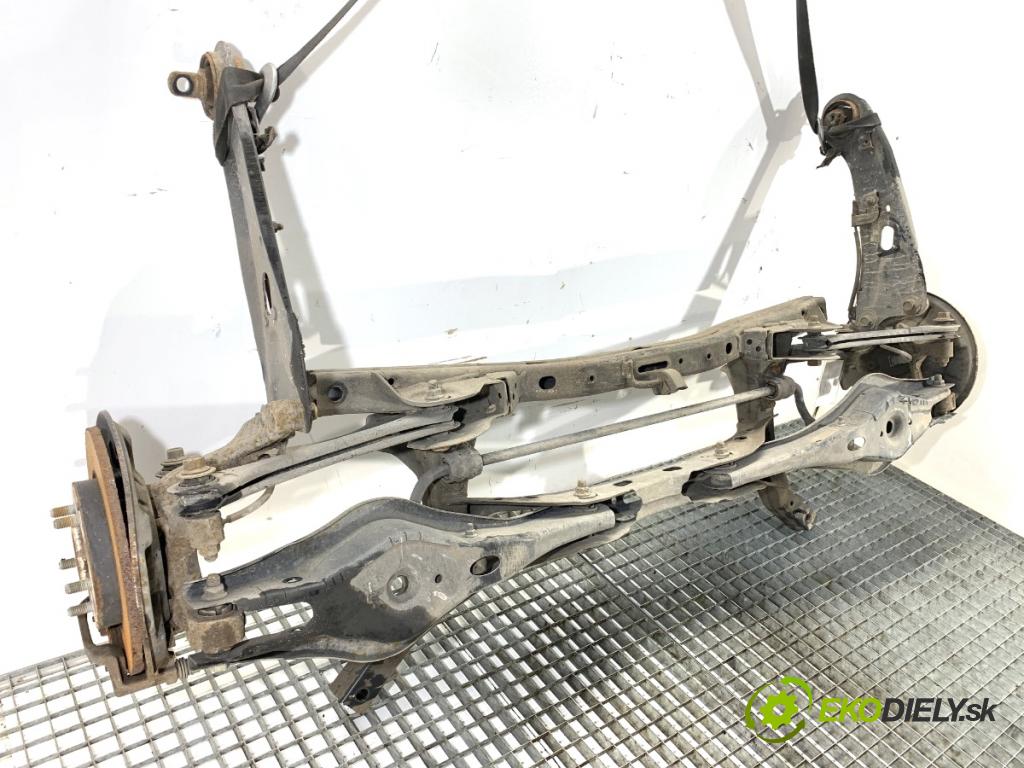 KIA CEED liftback 2020 85 kW 1.6 CRDi 115 1598 Výstuha zad