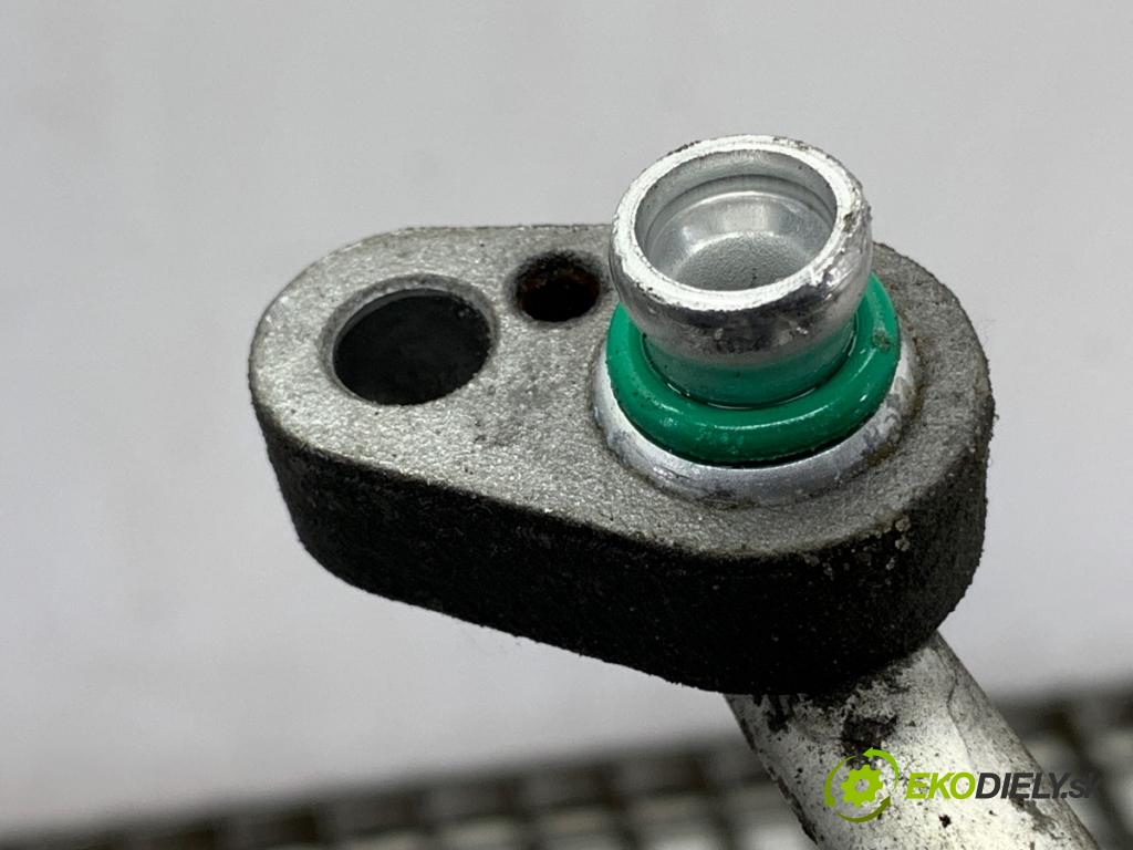 KIA CEED liftback 2020 85 kW 1.6 CRDi 115 1598 rúrka klimatizace 97762-J7300 (Trubka klimatizace)