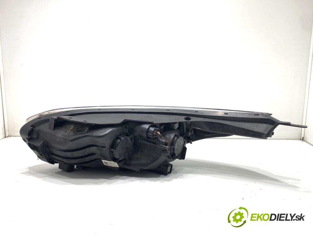 KIA CEED liftback 2020 85 kW 1.6 CRDi 115 1598 Svetlomet pravy predný 92102J7050