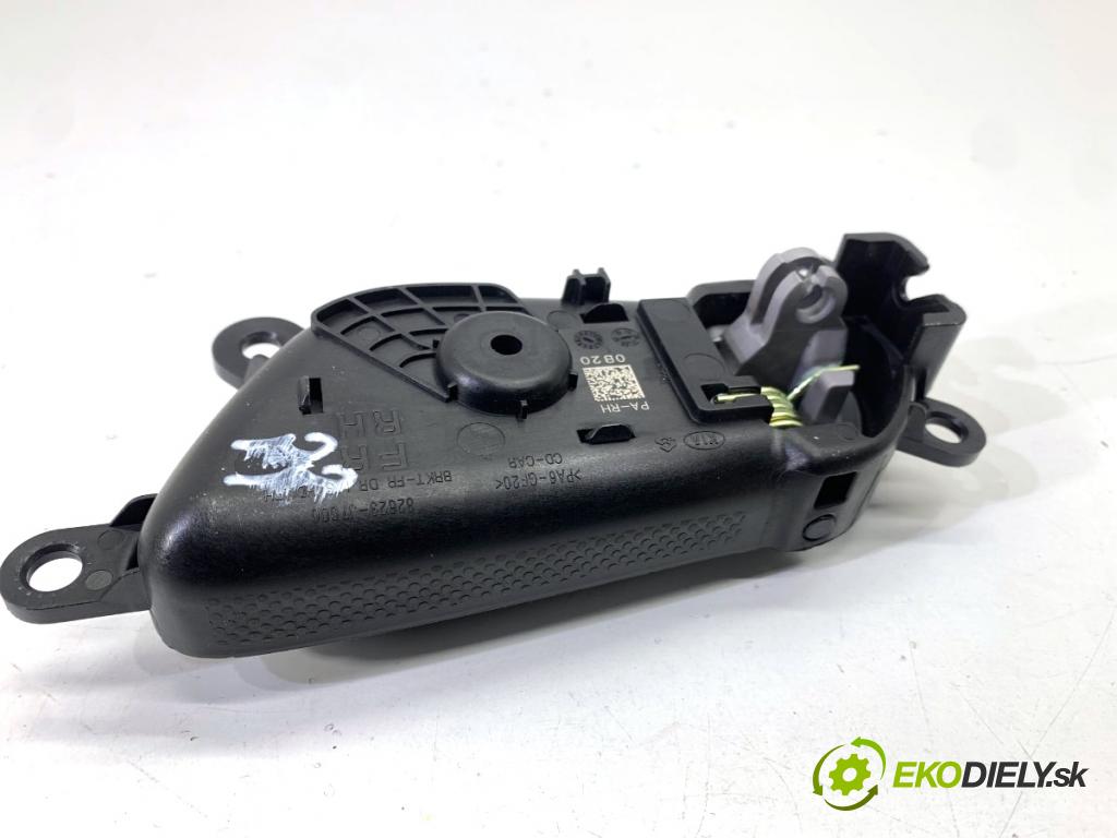 KIA CEED liftback 2020 85 kW 1.6 CRDi 115 1598 Kľučka vnútorná pravy predný 82623-J7000