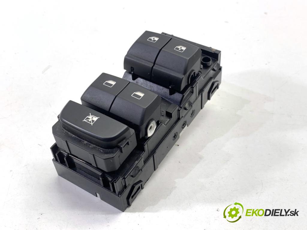 KIA CEED liftback 2020 85 kW 1.6 CRDi 115 1598 Prepínač okien 93570J7120 (Prepínacie páčky pod volantom)