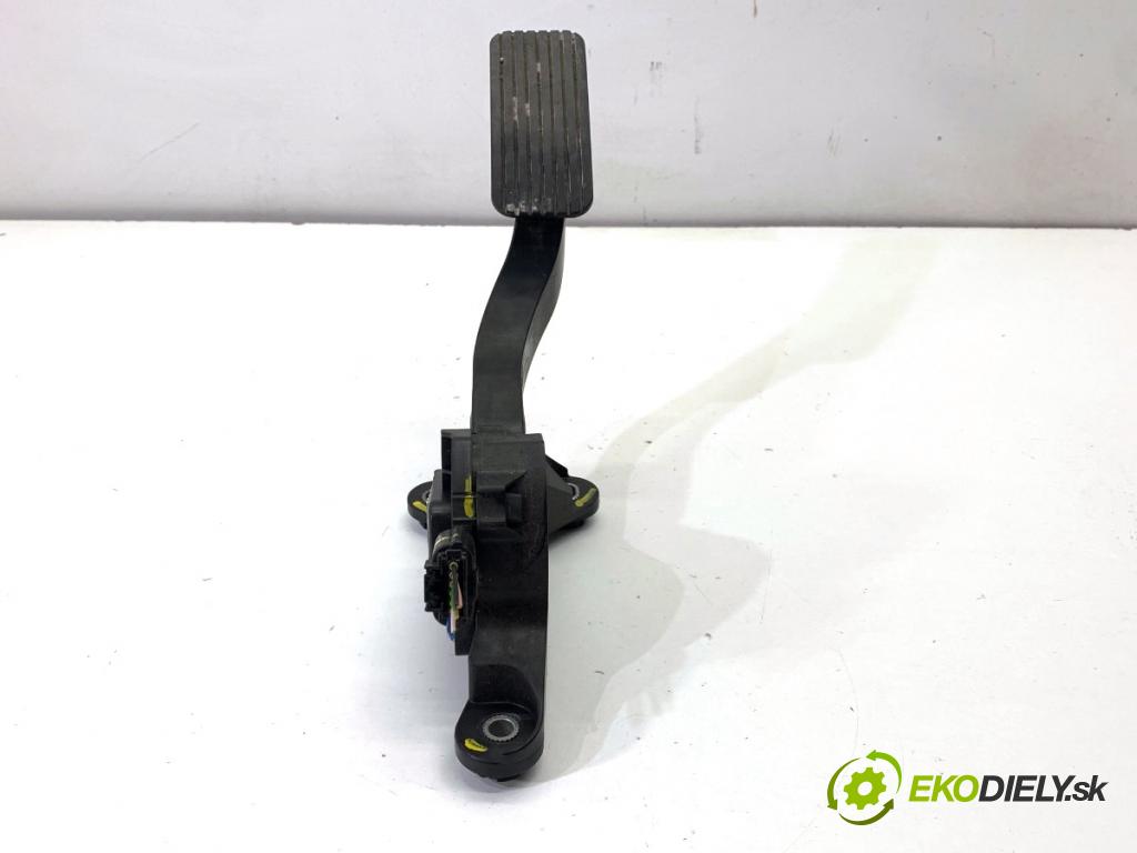 KIA CEED liftback 2020 85 kW 1.6 CRDi 115 1598 Potenciometer plynu 32700-G4200 (Potenciometer plynového pedálu)