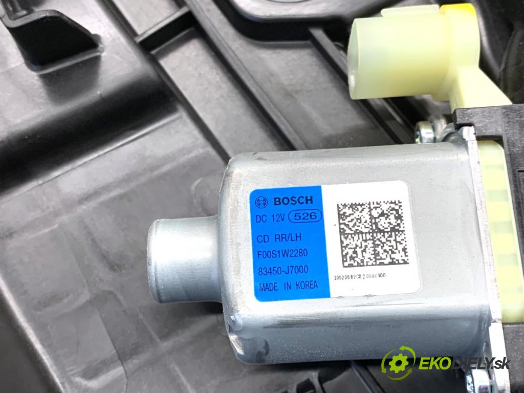 KIA CEED liftback 2020 85 kW 1.6 CRDi 115 1598 mechanismus okna levý zadní část 83450-J7000