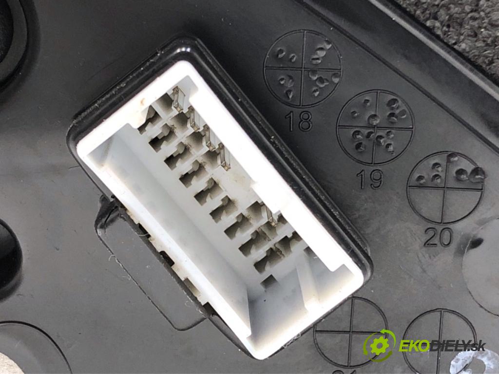 KIA CEED liftback 2020 85 kW 1.6 CRDi 115 1598 zpětné zrcátko levý 87610-J7220