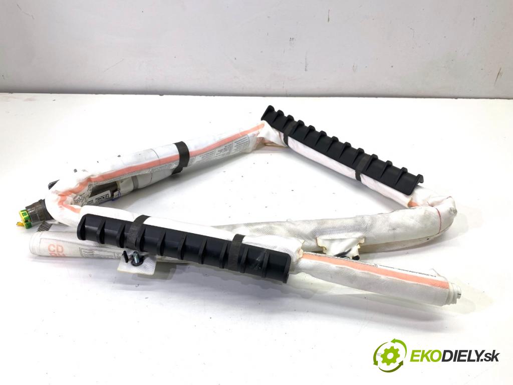 KIA CEED liftback 2020 85 kW 1.6 CRDi 115 1598 stropní pravý J7850-20000