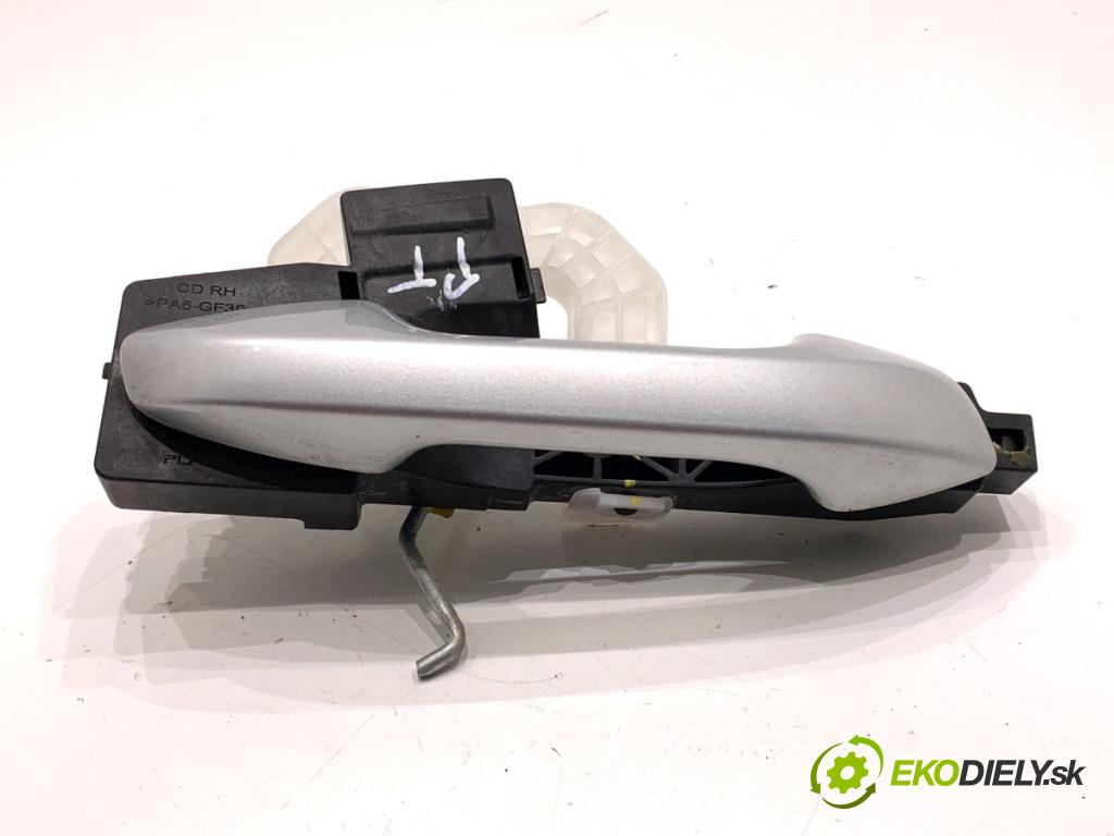 KIA CEED liftback 2020 85 kW 1.6 CRDi 115 1598 Kľučka vonkajšia pravy zad 