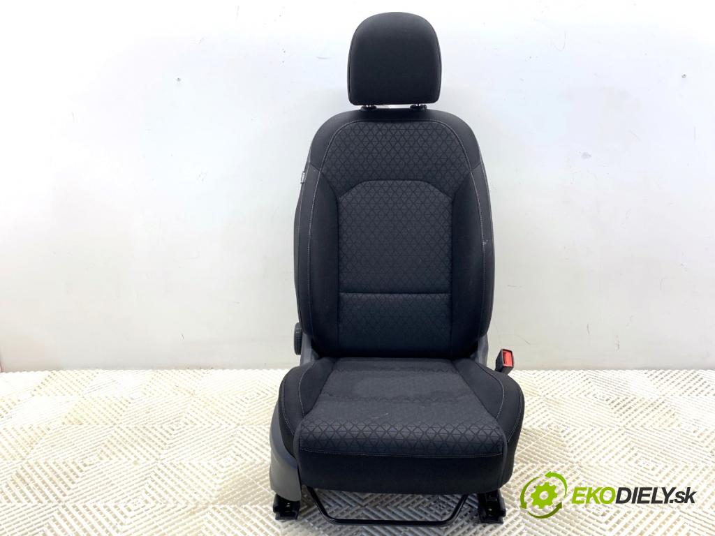 KIA CEED liftback 2020 85 kW 1.6 CRDi 115 1598 Sedadlo pravy predný 