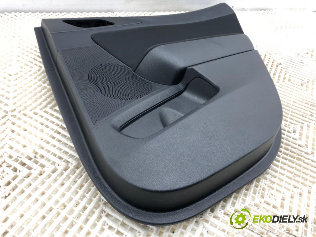 KIA CEED liftback 2020 85 kW 1.6 CRDi 115 1598 ča dveře pravý zadní část