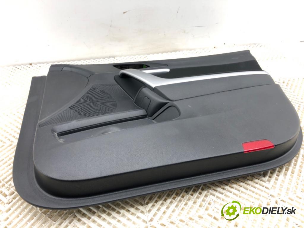 KIA CEED liftback 2020 85 kW 1.6 CRDi 115 1598 ča dveře pravý přední část 82302-J7020DHC