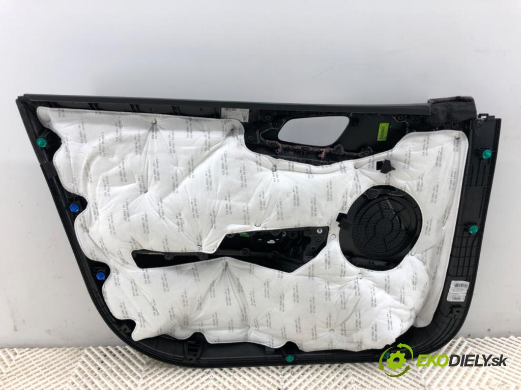 KIA CEED liftback 2020 85 kW 1.6 CRDi 115 1598 ča dveře pravý přední část 82302-J7020DHC