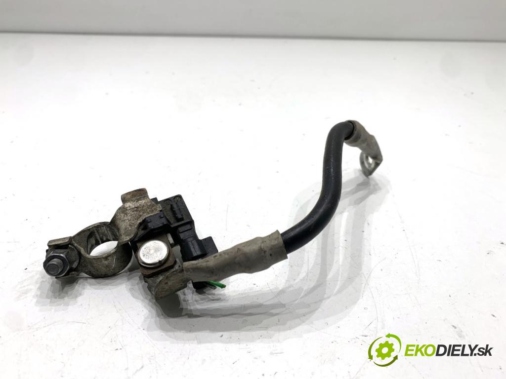 KIA CEED liftback 2020 85 kW 1.6 CRDi 115 1598 svorka MINUS 37180-J7200