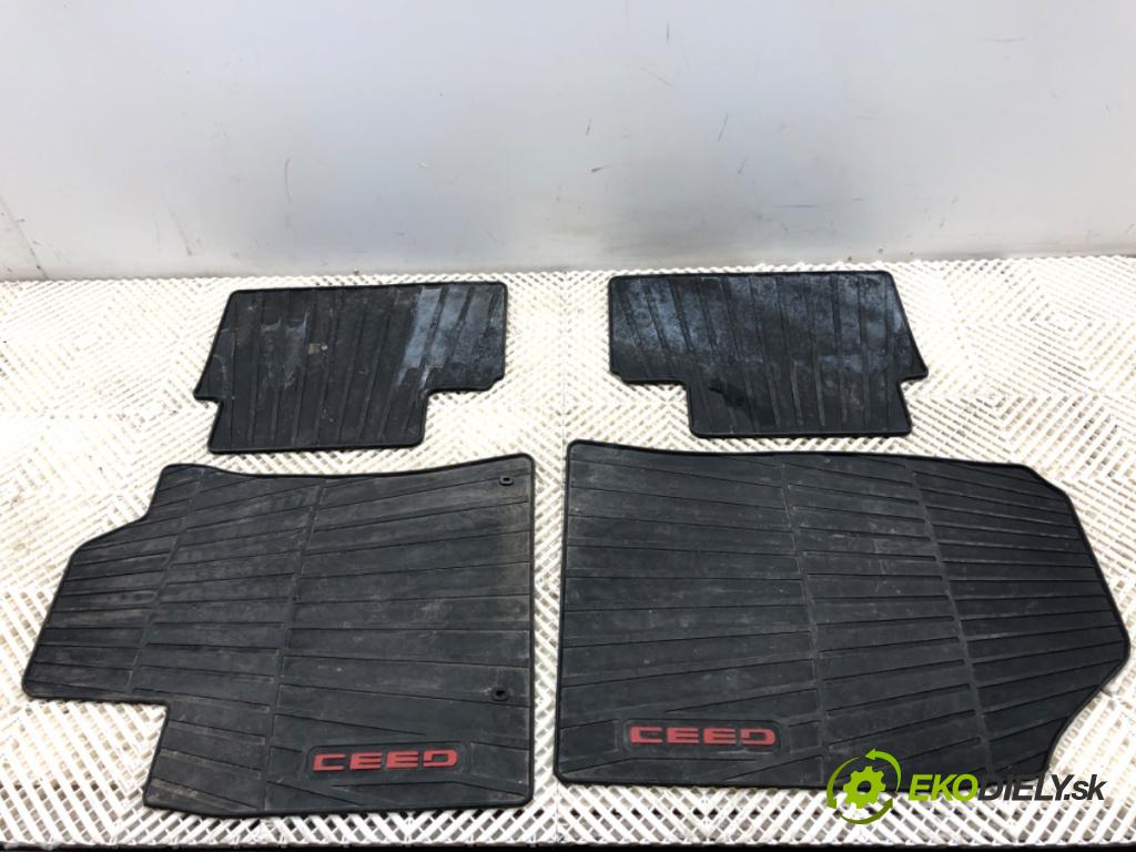 KIA CEED liftback 2020 85 kW 1.6 CRDi 115 1598 kobereček J7131ADE50