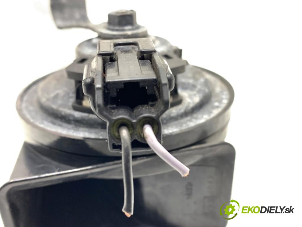 KIA CEED liftback 2020 85 kW 1.6 CRDi 115 1598 klaksón