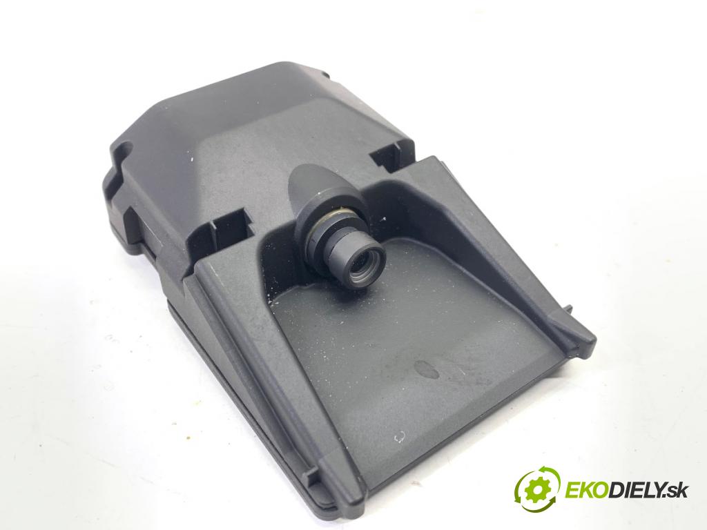 KIA CEED liftback 2020 85 kW 1.6 CRDi 115 1598 KAMERA okna prednej 99211J7100