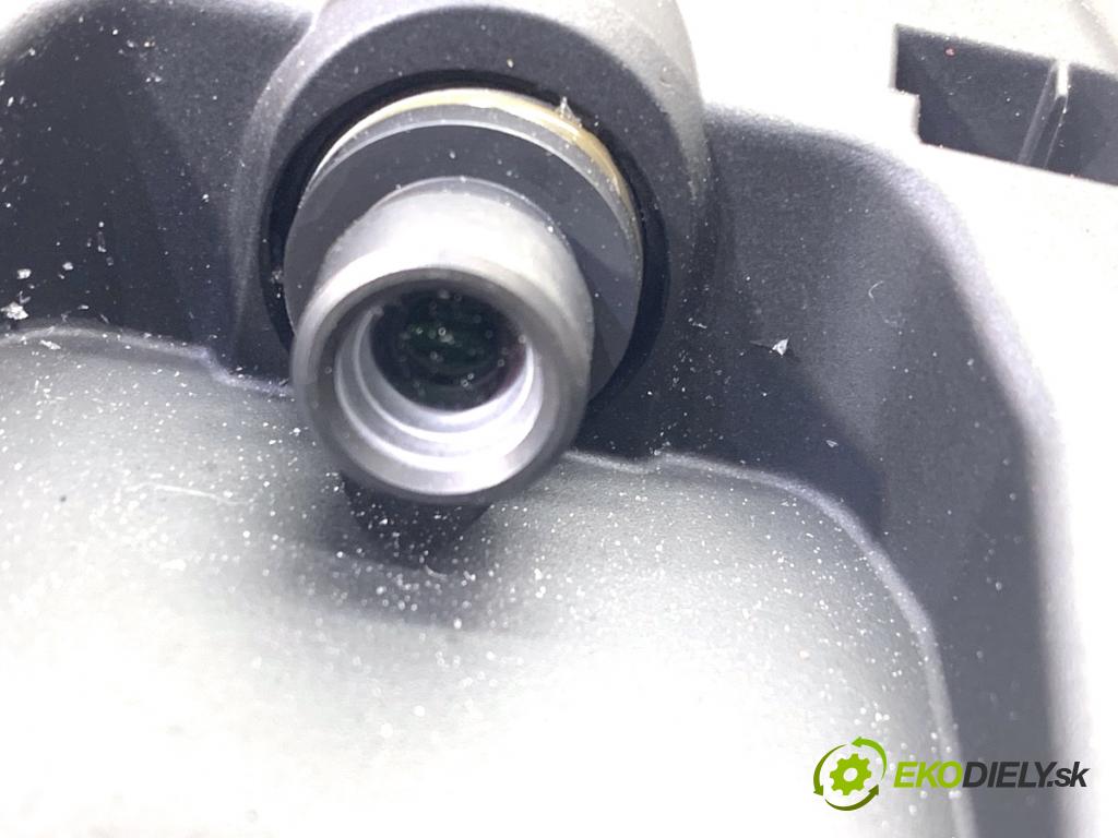 KIA CEED liftback 2020 85 kW 1.6 CRDi 115 1598 KAMERA okna prednej 99211J7100