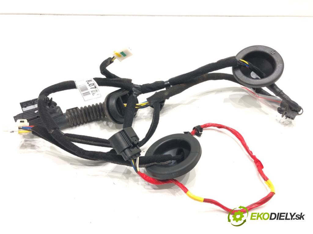 KIA CEED liftback 2020 85 kW 1.6 CRDi 115 1598 káblovačka dveře zadní část levý 91620-J7070