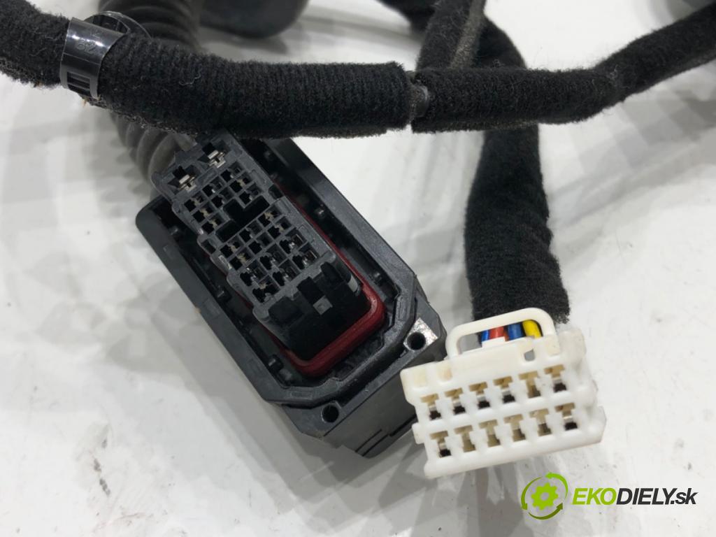 KIA CEED liftback 2020 85 kW 1.6 CRDi 115 1598 káblovačka dveře zadní část levý 91620-J7070