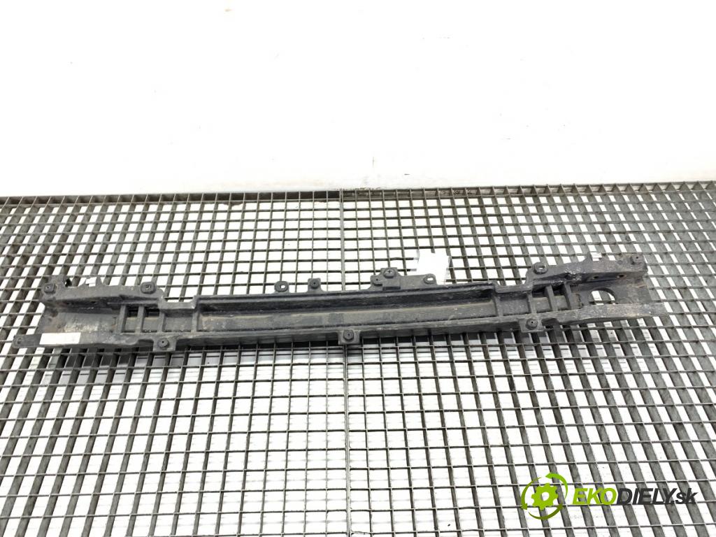 KIA CEED liftback 2020 85 kW 1.6 CRDi 115 1598 výztuha nárazníka zadní část 86631-J7000 (Zadní výztuha)