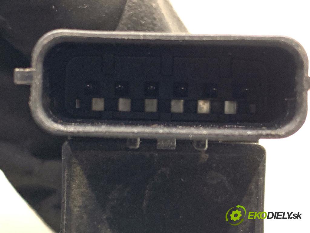 KIA CEED liftback 2020 85 kW 1.6 CRDi 115 1598 snímač PDC 95720-J7000