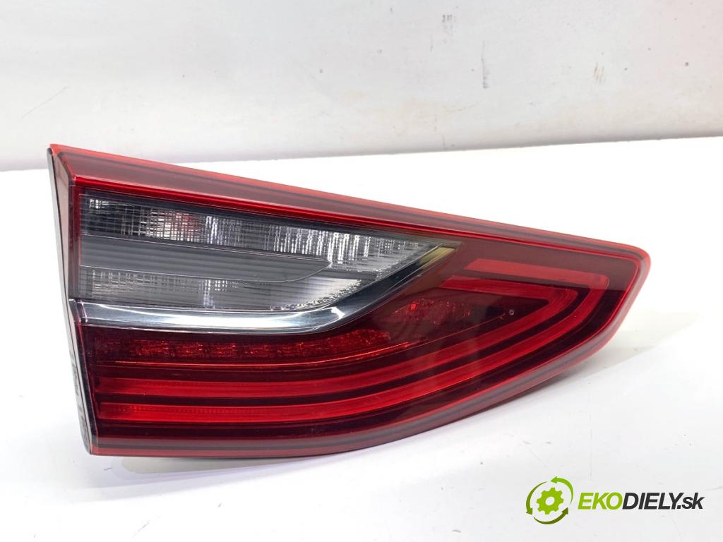 KIA CEED liftback 2020 85 kW 1.6 CRDi 115 1598 Svetlo zad ľavá strana vnútorná  (Kľučka dverí ostatné)