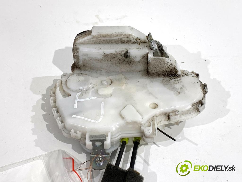 HONDA CR-V III SUV 2009 103 kW 2.2 i-CTDi 4WD (RE6) 2204 zámok dveře levý zadní část 72651-SWA-G1