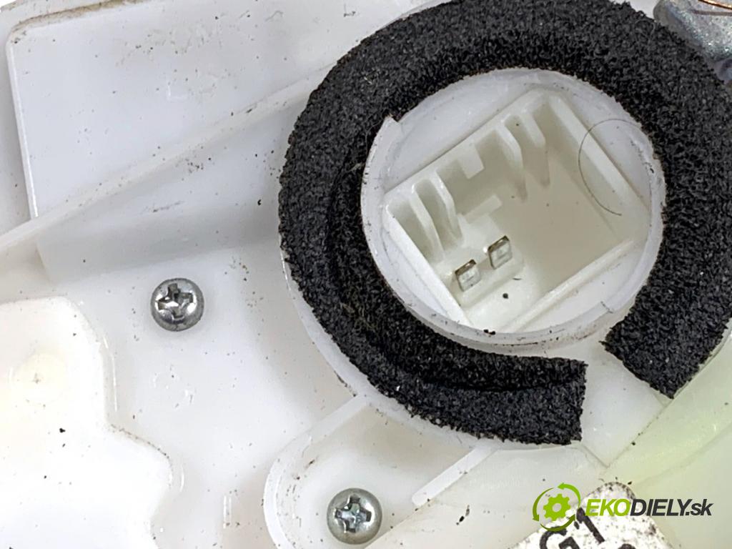 HONDA CR-V III SUV 2009 103 kW 2.2 i-CTDi 4WD (RE6) 2204 zámok dveře levý zadní část 72651-SWA-G1