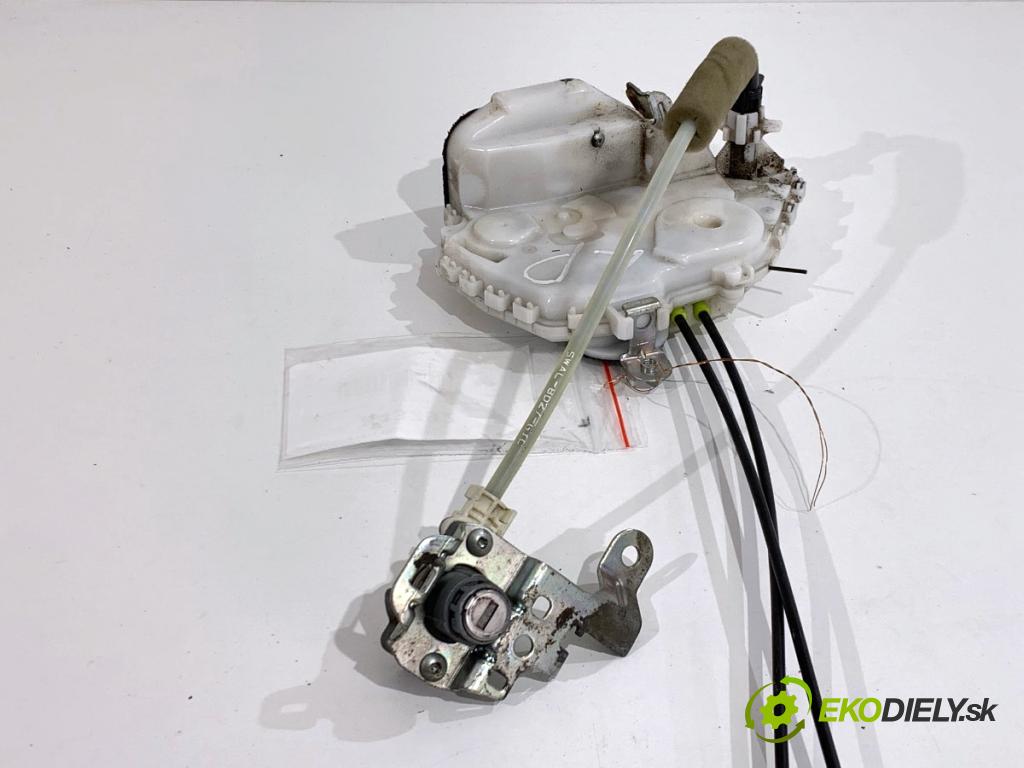 HONDA CR-V III SUV 2009 103 kW 2.2 i-CTDi 4WD (RE6) 2204 zámok dveře levý přední část 72151-SWA-G1