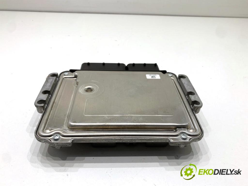 HONDA CR-V III SUV 2009 103 kW 2.2 i-CTDi 4WD (RE6) 2204 riadiaca jednotka Motor 281013635 (Riadiaca jednotka)