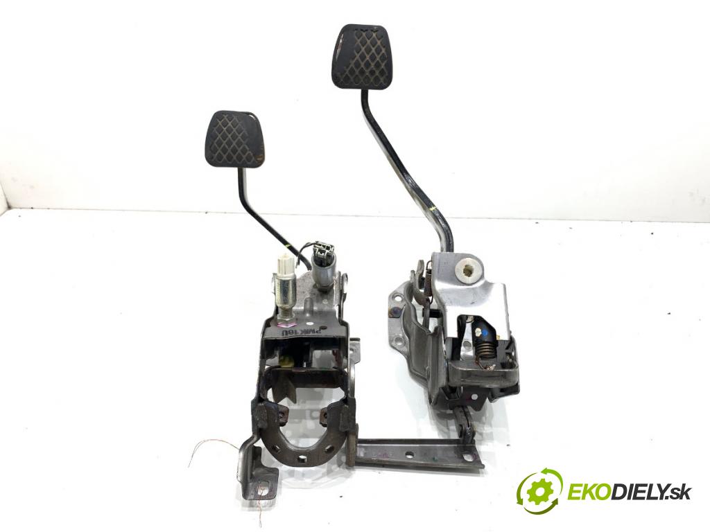 HONDA CR-V III SUV 2009 103 kW 2.2 i-CTDi 4WD (RE6) 2204 PEDÁL: manuálne  (Potenciometer plynového pedálu)