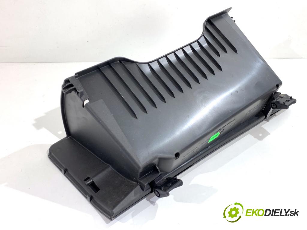 HONDA CR-V III SUV 2009 103 kW 2.2 i-CTDi 4WD (RE6) 2204 přihrádka kastlík spolujezdce 77501-SWA-A0 (Přihrádka (kastlík))