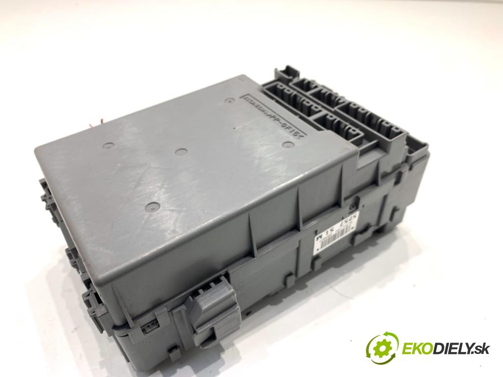 HONDA CR-V III SUV 2009 103 kW 2.2 i-CTDi 4WD (RE6) 2204 Modul BSI 52575LM (Poistková skrinka)
