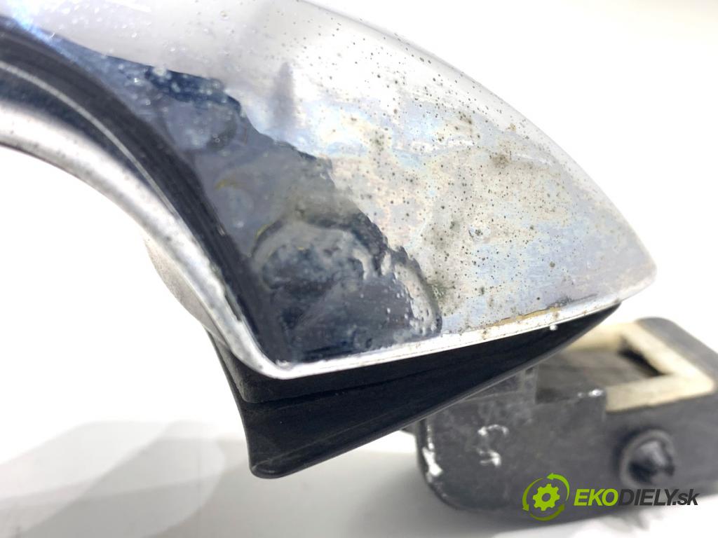 HONDA CR-V III SUV 2009 103 kW 2.2 i-CTDi 4WD (RE6) 2204 klika vnejší pravý přední část