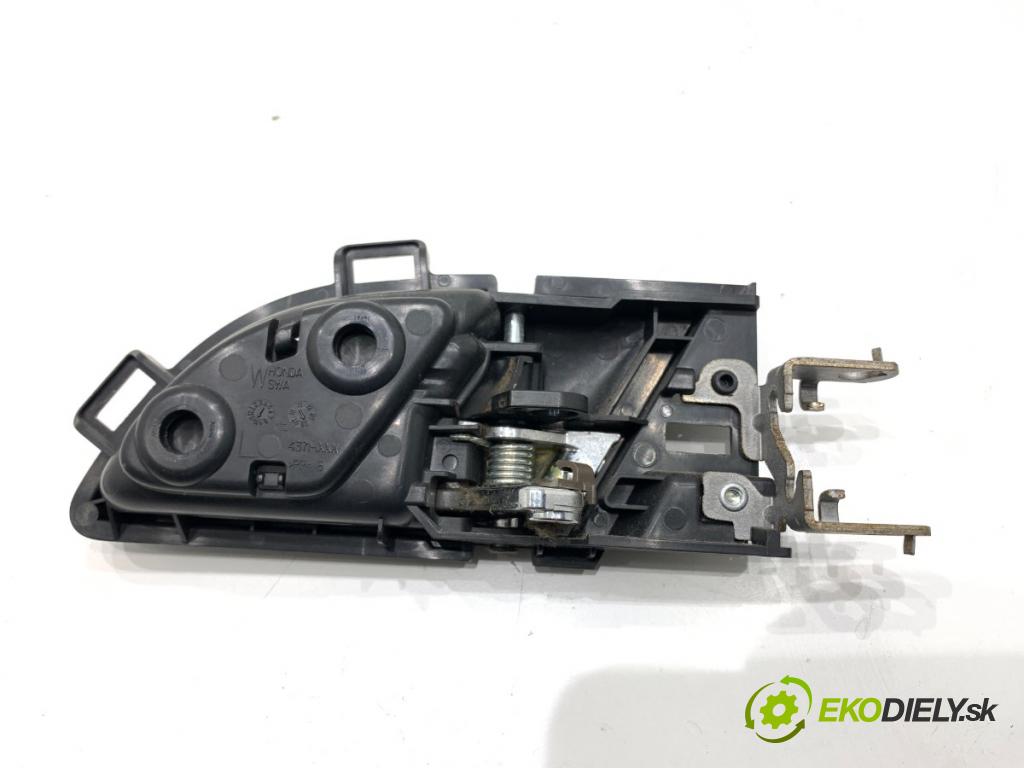 HONDA CR-V III SUV 2009 103 kW 2.2 i-CTDi 4WD (RE6) 2204 klika vnitřní levý zadní část